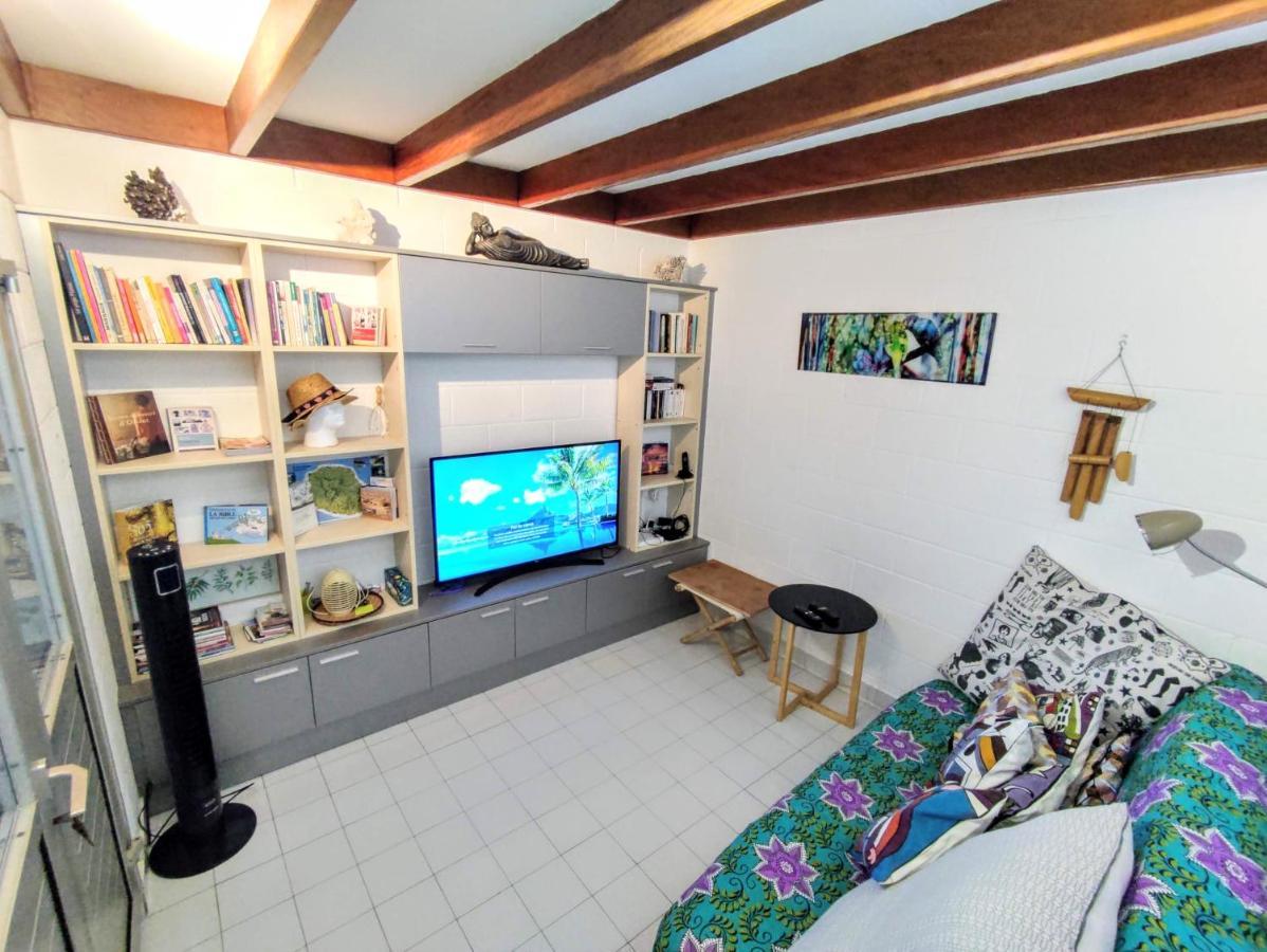 T2 A 300M De La Plage La Saline Les Hauts Luaran gambar
